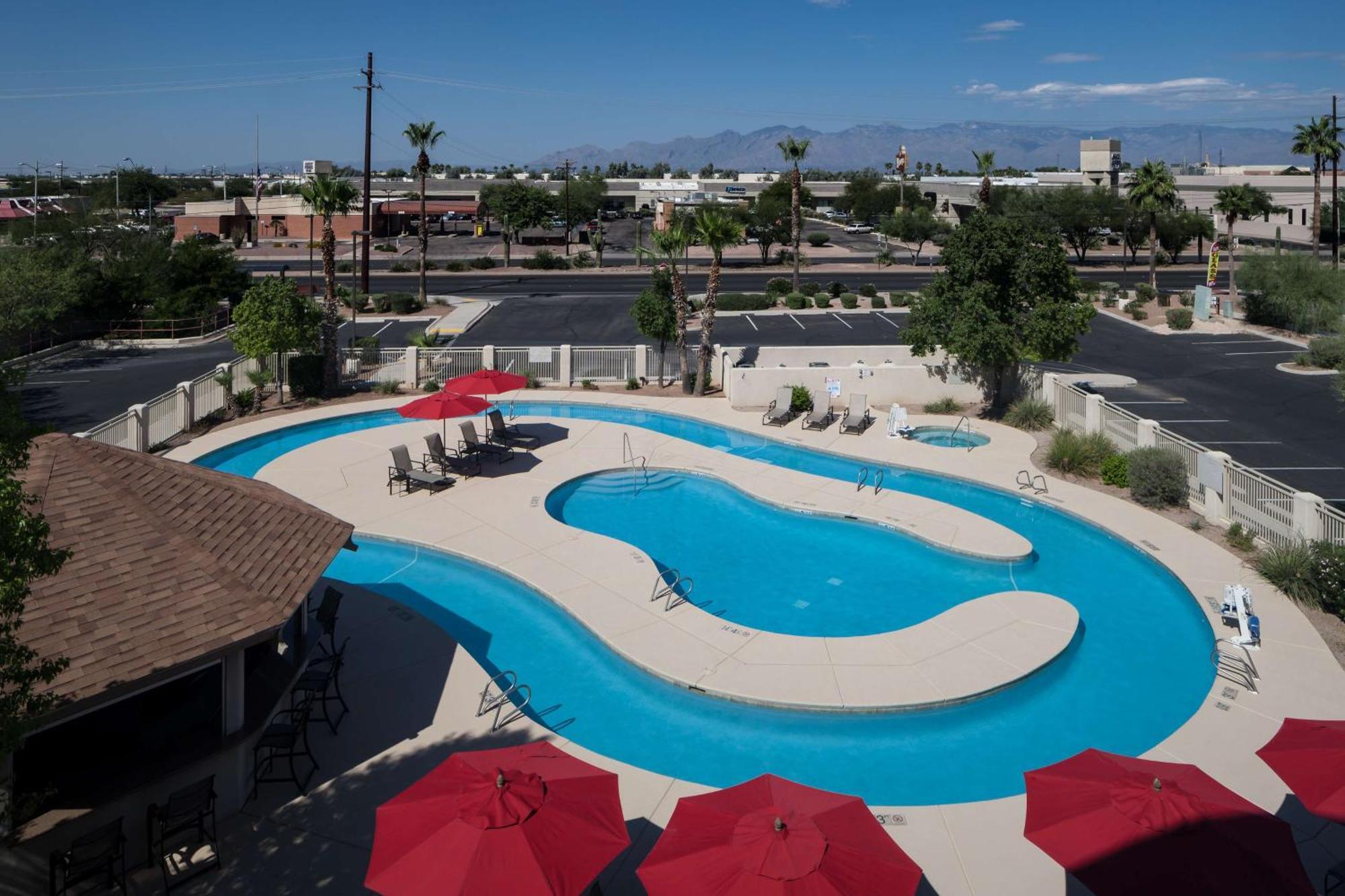 Hilton Garden Inn Tucson Airport Экстерьер фото